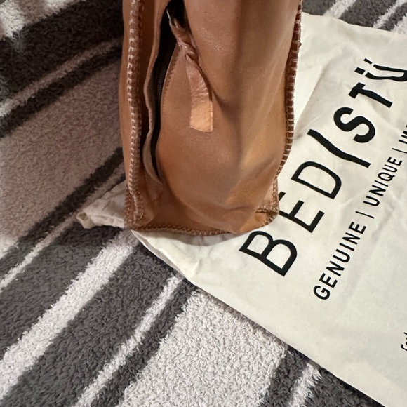 NWT ~Limited Edition~ Bed Stu “Celindra LTC II” - Picture 9 of 14